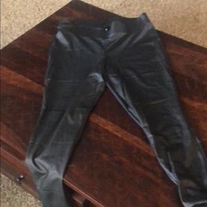 Faux leather black leggings